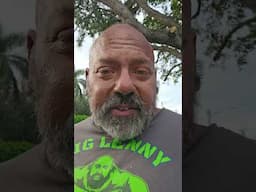 Big Lenny reporting at Trump International Golf Club for Tantenten news