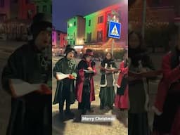 Merry Christmas from Venice, Italy. #italytravelguide #buonnatale #merrychristmas #christmas #carols