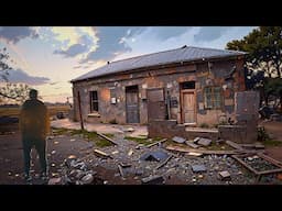 Abandoned Cottage In The Harsh Australian Outback