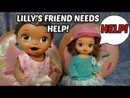 BABY ALIVE HELPS her FRIENDS! The Lilly and Mommy Show! FUNNY KIDS SKIT!