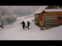 Family's Remote Lifestyle: Mastering the Art of Smoking Ham in the Mountains