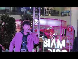 แกงส้ม Kangsom-FIRE @ OneSiam One LOVE Concert at Siam Discovery