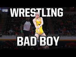 Referee stops wrestler's unhinged celebration | Things You Missed