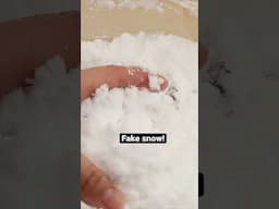 How to make fake snow ☃️ #diy #snow #lifehacks