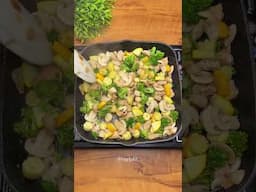 Easy high protein chicken and vegetable stir fry recipe #shorts