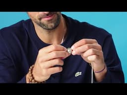 Novak Djokovic révèle l'intérieur secret de son collier