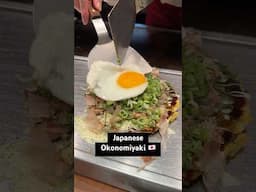 Some Japanese okonomiyaki action for your feed #okonomiyaki #japanesefood