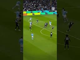 🚫👀 The no look from KDB! 😮‍💨 #mancity #football #goals #shorts #shortsvideo #shortsfeed #skills