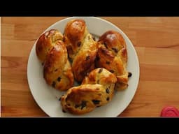 Raisin Buns - Buttery Rich Tangzhong Milk Brioche!