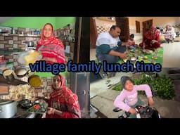 सात प्रकार की ये दाल सबको खूब पसंद आयी || Village Family Lunch Time #villagekitchen#palfamilyvlogs