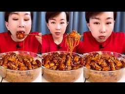 STICKY RICE 🍚 AND VERMICELLI WITH SAUSAGE ,MEAT BALLS AND FISH CAKES 🍥 | MUKBANG | ASMR |