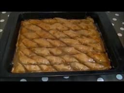 BAKLAVA SA ORASIMA I PISTACIJAMA recept iz poslasticarnice.