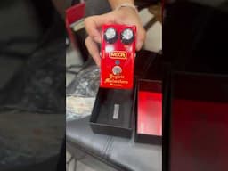 unboxing #mxr #yngwiemalmsteen  overdrive pedal