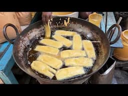 Kolkata Famous Brinjal Pakoras | Street Food