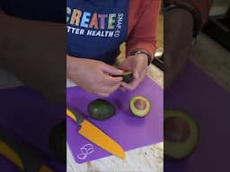 How to Peel and Slice an Avocado #Shorts #avocado