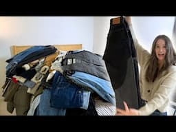 MAKING SPACE for what I love in my closet👖🧥ORGANIZING AND *lightly* DECLUTTERING MY NEW CLOSET