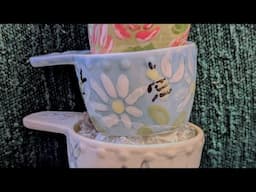 hand painting ceramic measuring cups