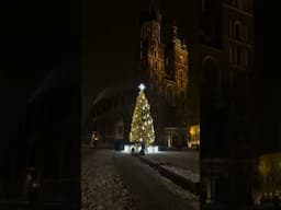 Krakow at Christmas (wait for it... 🤩)