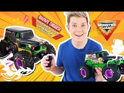 IS THIS THE ULTIMATE RC?? MONSER JAM FREESTYLE FORCE CRASH COURSE!!