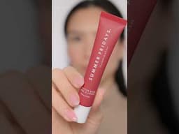 Keep your lips soft, smooth and kissably hydrated with the Summer Fridays Lip Butter Balm