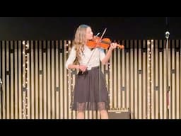 White Christmas - 16 year old Karolina Protsenko sings and plays the violin at a concert