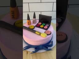 Make Up Theme Cake #shortsvideo #shorts #youtubeshorts