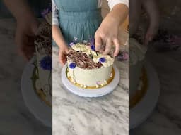 Decorating a cake