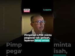 Ada Efisiensi, Cemas Kena PHK, Kumpul di Depan Kantor