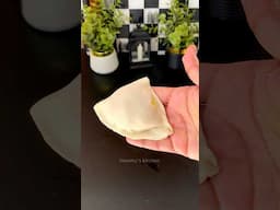 1 minute samosa folding #ramadan #shorts #youtubeshorts #food #cooking #viralvideo