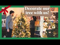 DECORATE OUR CHRISTMAS TREE WITH US 🎄✨  Book & history nerd edition