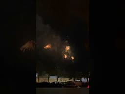 Fireworks in Bahrain  #happynewyear  #welcome2025 #spectacularvisuals  #mesmerizing #trendingshorts