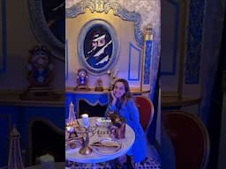 El restaurante más mágico y bonito ya ha abierto en Madrid 🧚‍♀️😍🌹 #restaurantesmadrid #disney