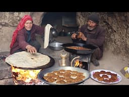 Surviving in the Coldest Cave of Afghanistan | Old Lovers Return to Lifestyle of 2000 Years ago