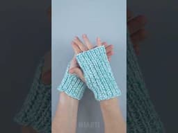 Easy Knitted Fingerless Gloves! Miarti🧶