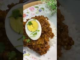 Lentil curry and boiled eggs with Spekko Basmati Rice