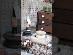 Home Decor Shop Tour : Vintage & Cottage Inspired #homedecor #vintage #vintagehomedecor