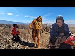 Arvin's Miraculous Rescue: The Fierce Confrontation Between a Nomadic Woman and a Wild Man