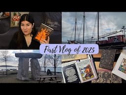 First Vlog 2025. Random Thoughts. Toronto Things. Books I got for Christmas. Reading, Woodblocks